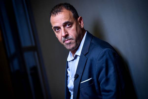 Eli Sharabi: „Nincs rá jogom, hogy egész nap feküdjek és sírjak"