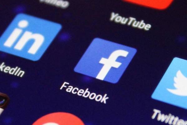 BZSH Külkereskedelmi Technikum – Szakmai nap: „Digitális névjegy – LinkedIn-től TikTokig”