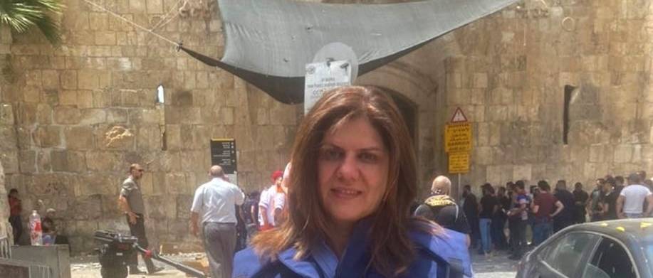 Lelőtték Ciszjordániában az al-Dzsazíra hírtelevízió egyik ismert tudósítóját