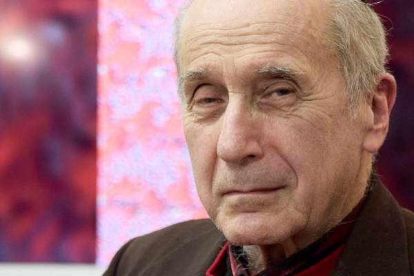 „A betű szelleme” – Magén István tárlatának ünnepélyes megnyitója az Újpest–Rákospalotai zsinagógai körzetben