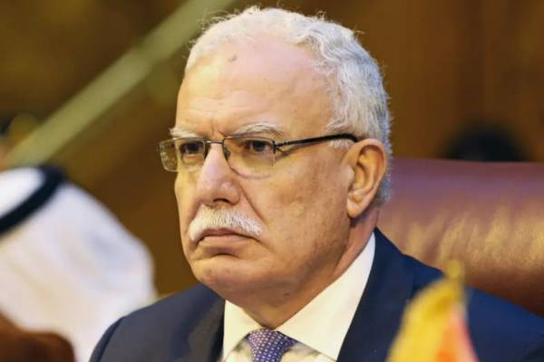 Izrael: A kormány visszavonta a palesztin külügyminiszter beutazási engedélyét