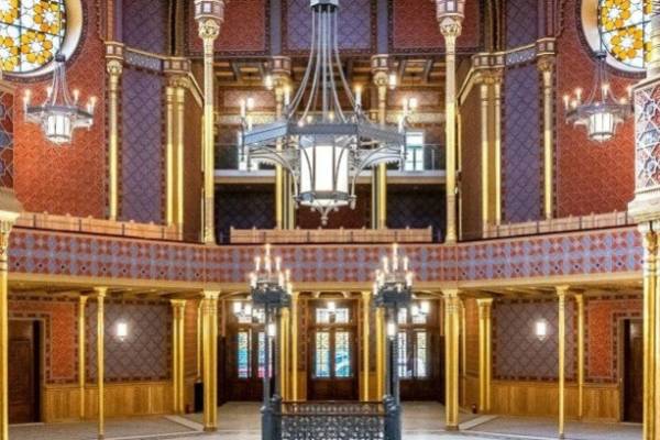 „Az ember értéke az, amit megoszt másokkal” – Jótékonysági hangverseny a Rumbach zsinagógában