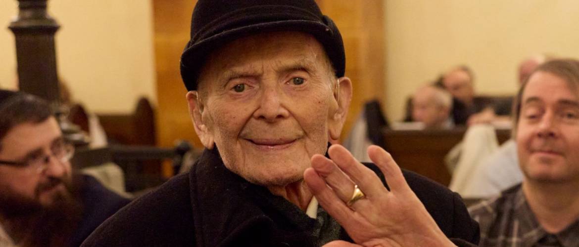 Mazel tov! Vértes György holokauszttúlélőt ünnepelték 100. születésnapján Gyöngyösön