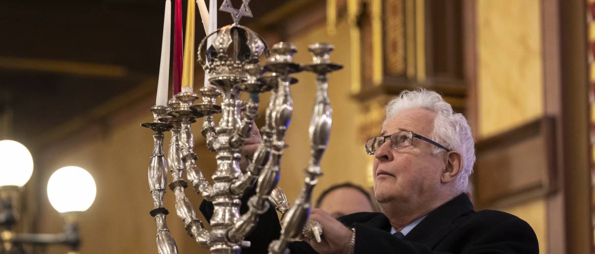 Mazsihisz elnök: Együtt képesek vagyunk növelni a világosságot