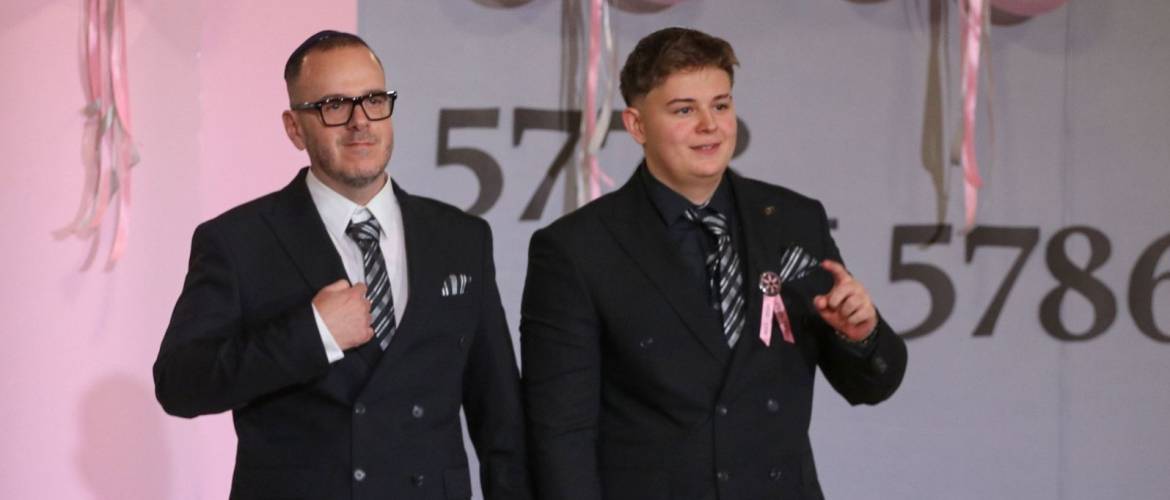 Szalagavató a Scheiber Sándor Gimnáziumban