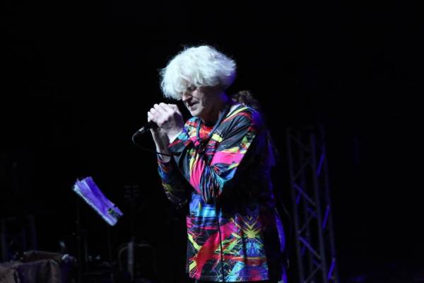 Müller Péter Sziámi: Első kötet most