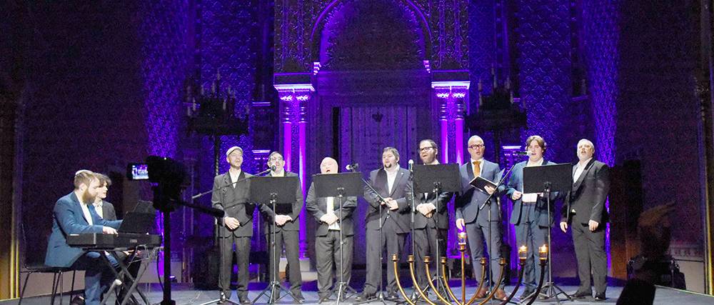 Vastaps és telt ház: Kántorvizsga-koncert és ünnepi gyertyagyújtás