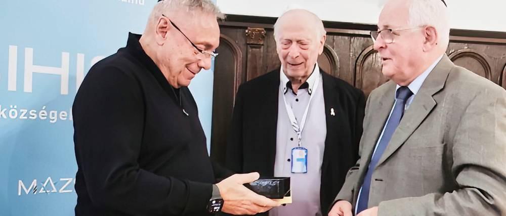Szűk körű, bensőséges ünnepségen búcsúztatták Gönci Pétert | Mazsihisz