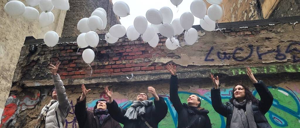 Emlékezés élőlánccal és léggömbökkel a budapesti gettó felszabadítására
