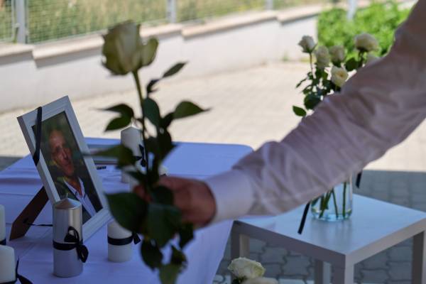 Végső búcsú Valastyán Lászlótól, a Mazsihisz Szeretetkórház operatív igazgatójától