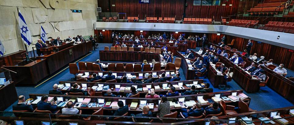 Izrael: megvan az idei költségvetés, hivatalban marad a kormány