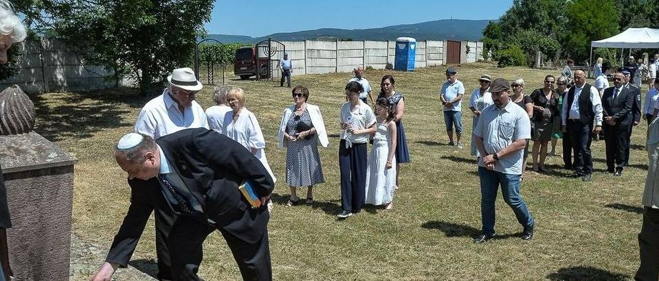Vallási közösségek összefogásával emlékeztek a gyöngyösi zsidó áldozatokra
