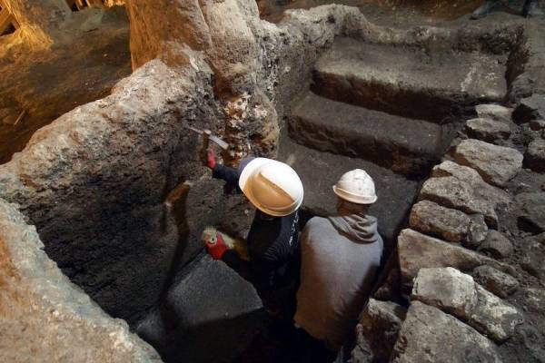 Kétezer éves mikvét tártak fel a Siratófal közelében