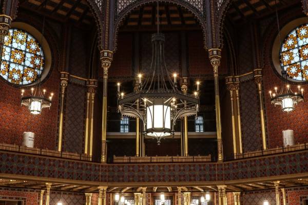 Introducing the beautifully renovated Rumbach Street Synagogue