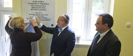 Emléktáblát avattak Kecskeméten