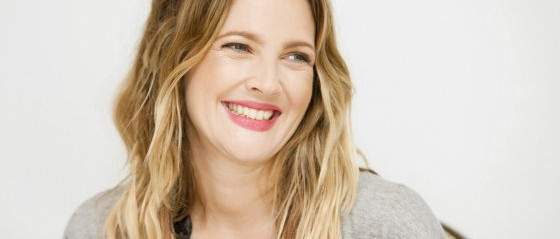 Mai születésnapos: Drew Barrymore színésznő, önkéntes zsidó és jiddise máme