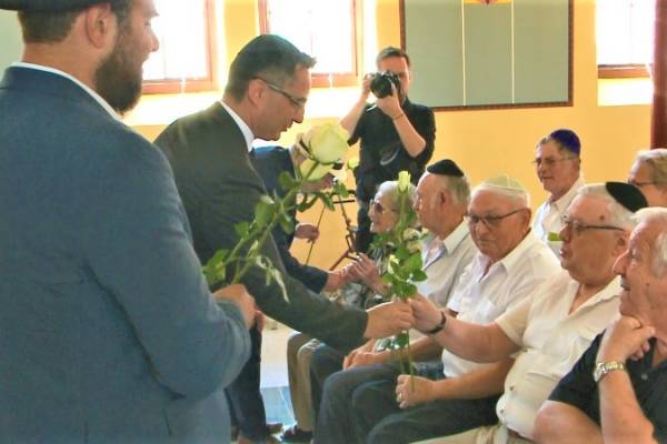 Debrecen polgármestere: „A hit megtartotta a helyi zsidó közösséget"