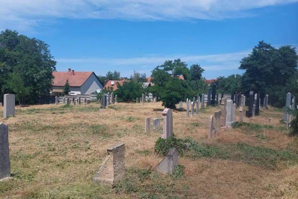 Újabb vidéki zsidó temetőket hozatott rendbe a Mazsihisz