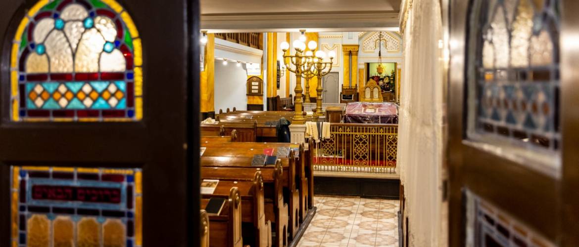 Fürdős Zsanett: A Bethlen téri eldugott zsinagóga csodái