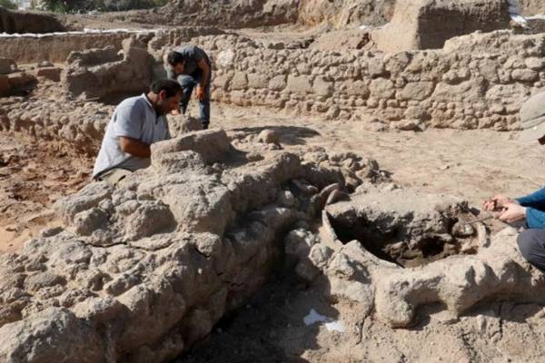 2000 éves zsidó otthont és temetőt találtak a Javnében folyó ásatásokon Izraelben