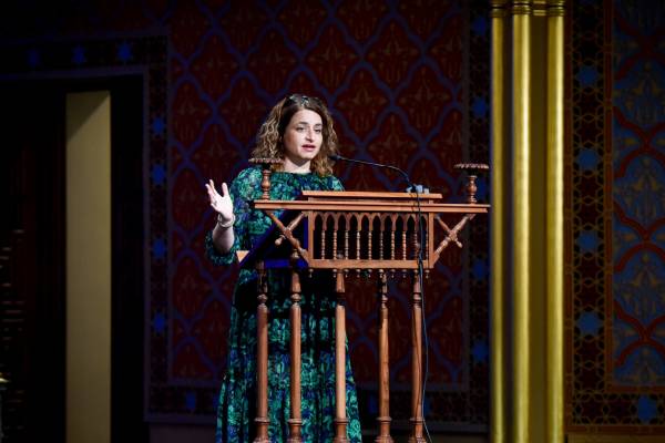 Új Kelet: Itt a „Legújabb Kelet", amely immár bookazine – vegyék, vigyék, szeressék!