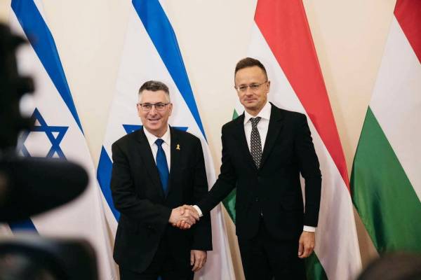 Szijjártó Péter: Magyarország továbbra is ellenezi, hogy az EU izraeli személyeket helyezzen szankciós listára