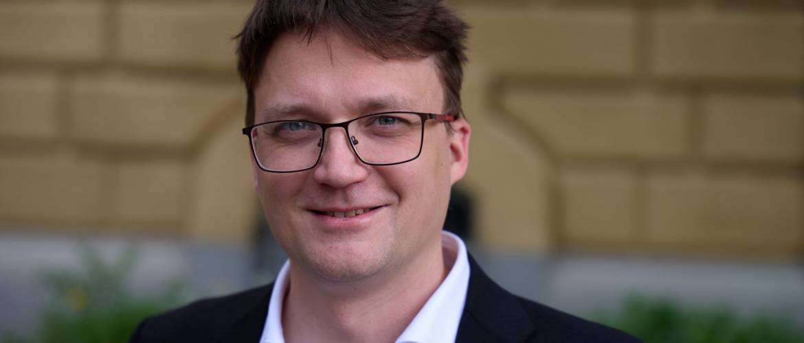Dr. Radvánszki Péter rabbi: Női hang – jog és narratíva