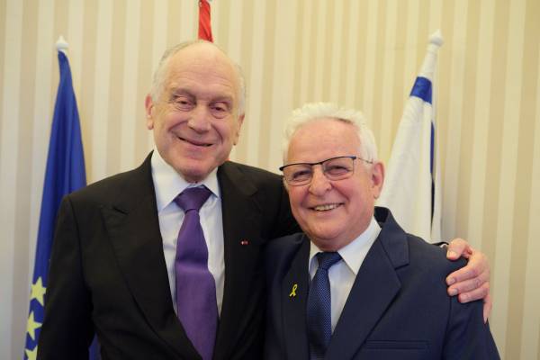 Lauder: „A mai kihívások közepette a zsidóságnak egységesnek kell lennie”