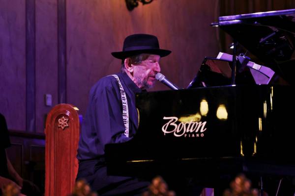 Ma 80 éves Jávori Ferenc (Fegya) – Maz’l Tov!