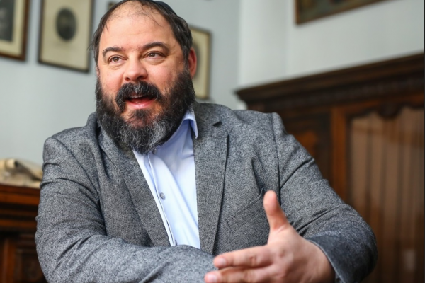 Radnóti Zoltán főrabbi: „Gyászból örömbe?”