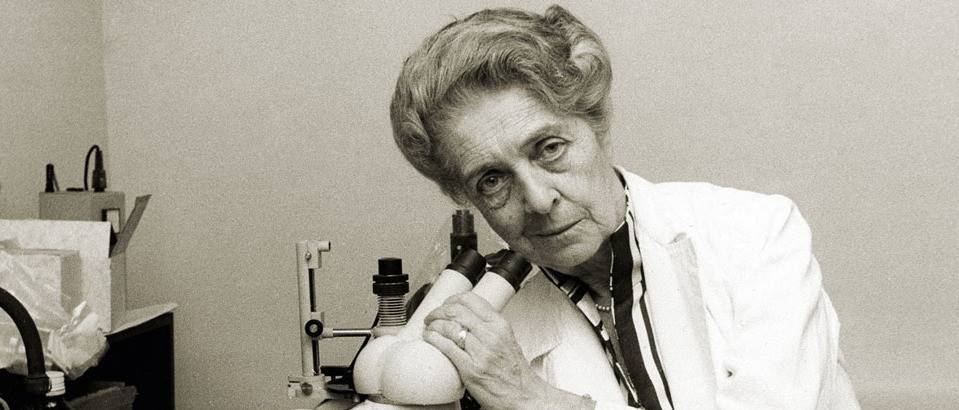 Laboratórium a hálóban – Rita Levi-Montalcini és a túlélés tudománya