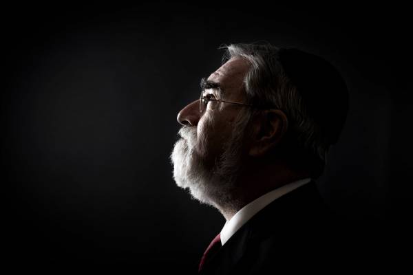 Jonathan Sacks rabbi a pusztai Szentélyről és az ősrobbanásról