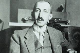 140 éve született Hevesy György, magyar zsidó Nobel-díjas kémikusunk, a radioaktív nyomjelzés és a hafnium felfedezője