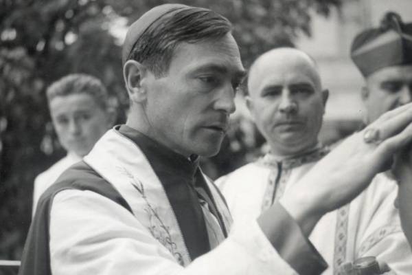 A zsidóságért kiálló Márton Áron emlékének szentelik a 2026-os évet Romániában