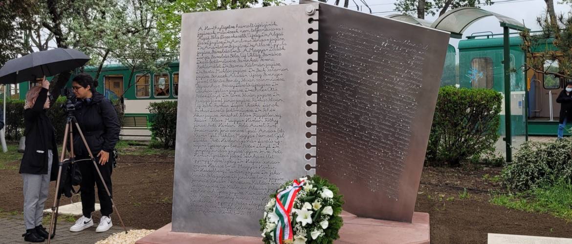 Sajtónapi főhajtás az 1944-ben létrehozott Horthyliget áldozatainak emlékére