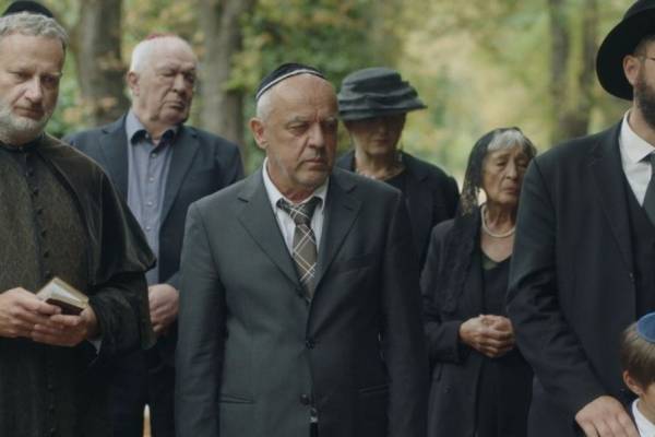 Rangos filmfesztiválon díjazták a Lefkovicsék gyászolnak című filmet