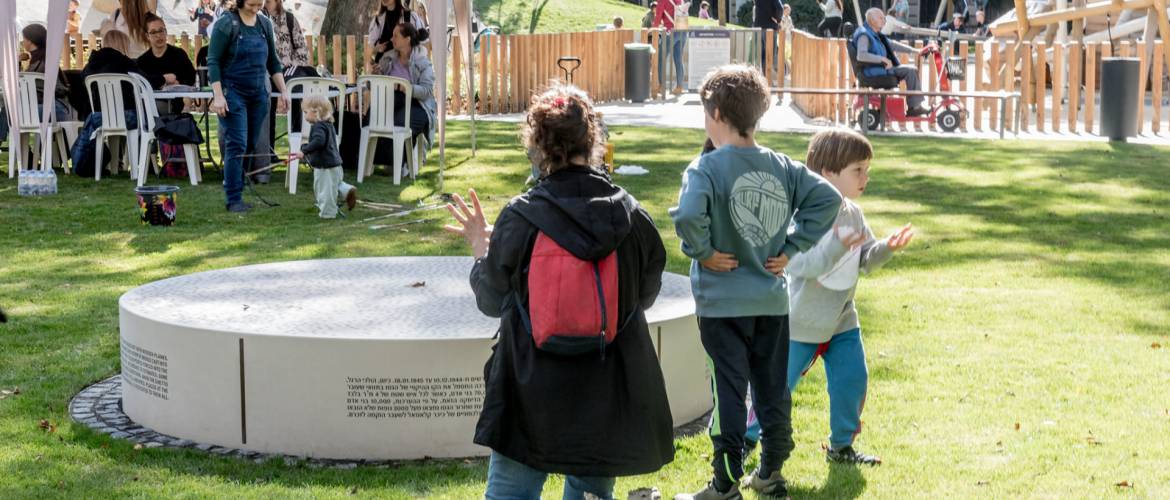 80 évvel a Gettó borzalmai után új emlékművet avatnak a Klauzál téren