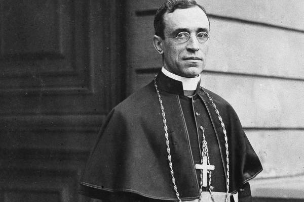 Guy Walters történész: XII. Piusz pápának többet kellett volna felszólalnia