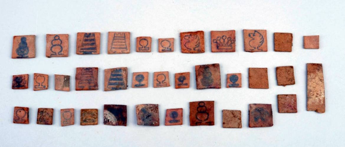 Kézzel készített sakk-készletet találtak Auschwitzban