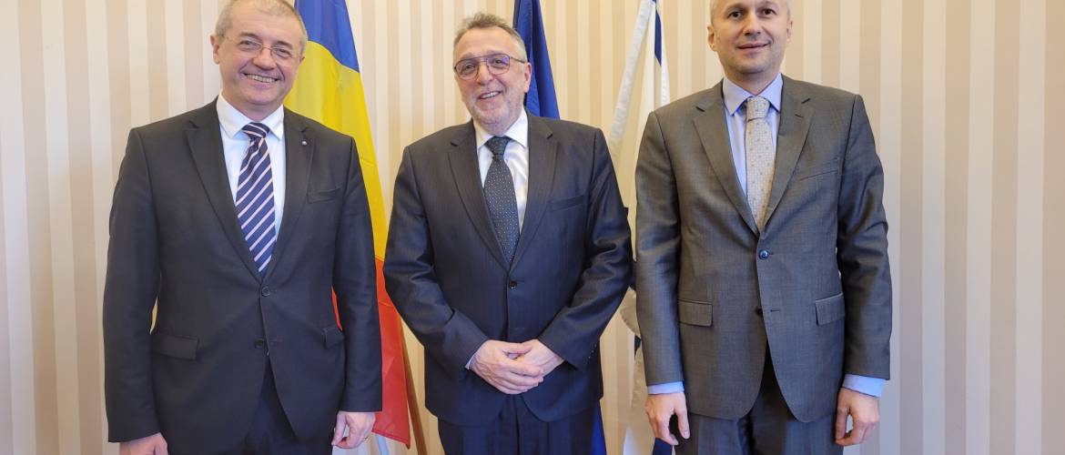 Román diplomaták együttműködésről tárgyaltak  a Mazsihisz elnökével