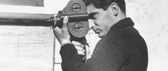 Száz éve született Friedmann Endre, aki Robert Capa néven lett világhírű fotográfus