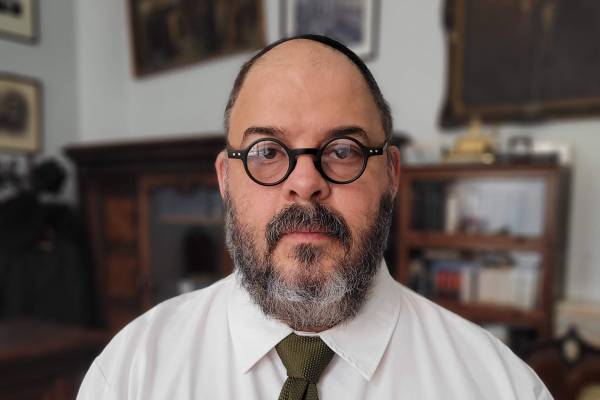 Radnóti rabbi: „Mit mondjak a gyereknek a halloweenről?"