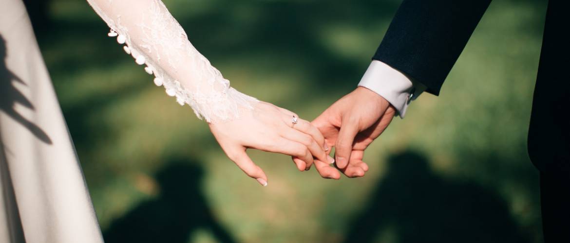 A zsidó házasság: szerelemtől a megszentelt szövetségig