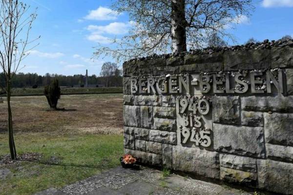 Holokauszttúlélők is részt vettek a buchenwaldi tábor felszabadításának évfordulóján
