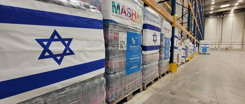 Izrael több mint 13 tonna segélyt juttat az ukrajnai menekülteknek