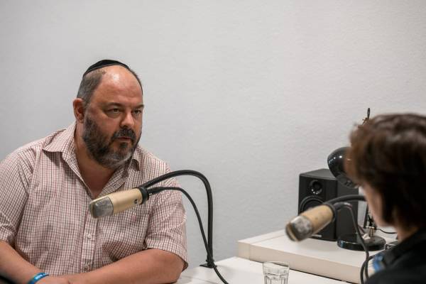 Radnóti főrabbi: „A pápa legfontosabb üzenete a fegyvertelen szív"