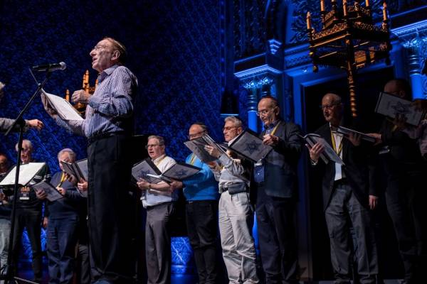 World-renowned cantors in Budapest, at the Rumbach Synagogue