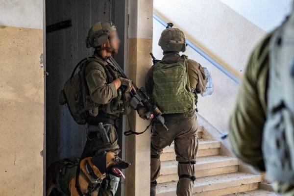 Az izraeli hadsereg mától újra harcol a Hamász terrorszervezet ellen