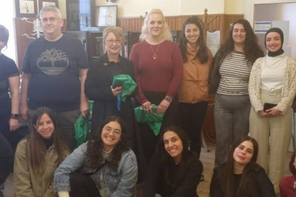 Izraeli diákok látogatása a BZSH-Mazsihisz szociális osztályán