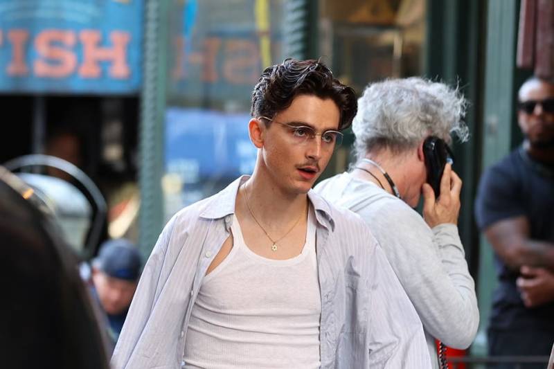 chalamet1.jpg